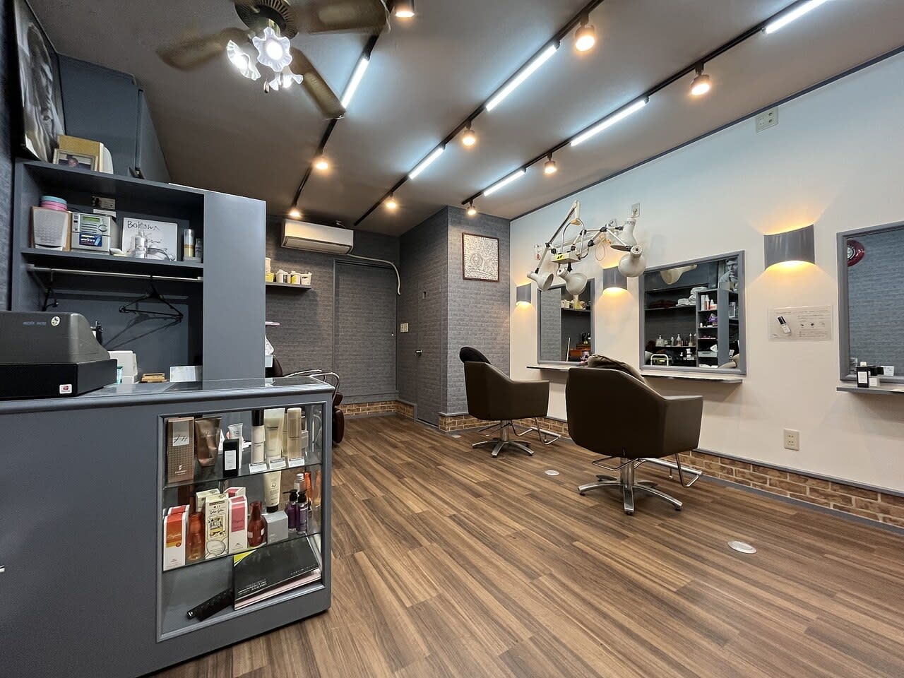 CUT HOUSE BOB_1