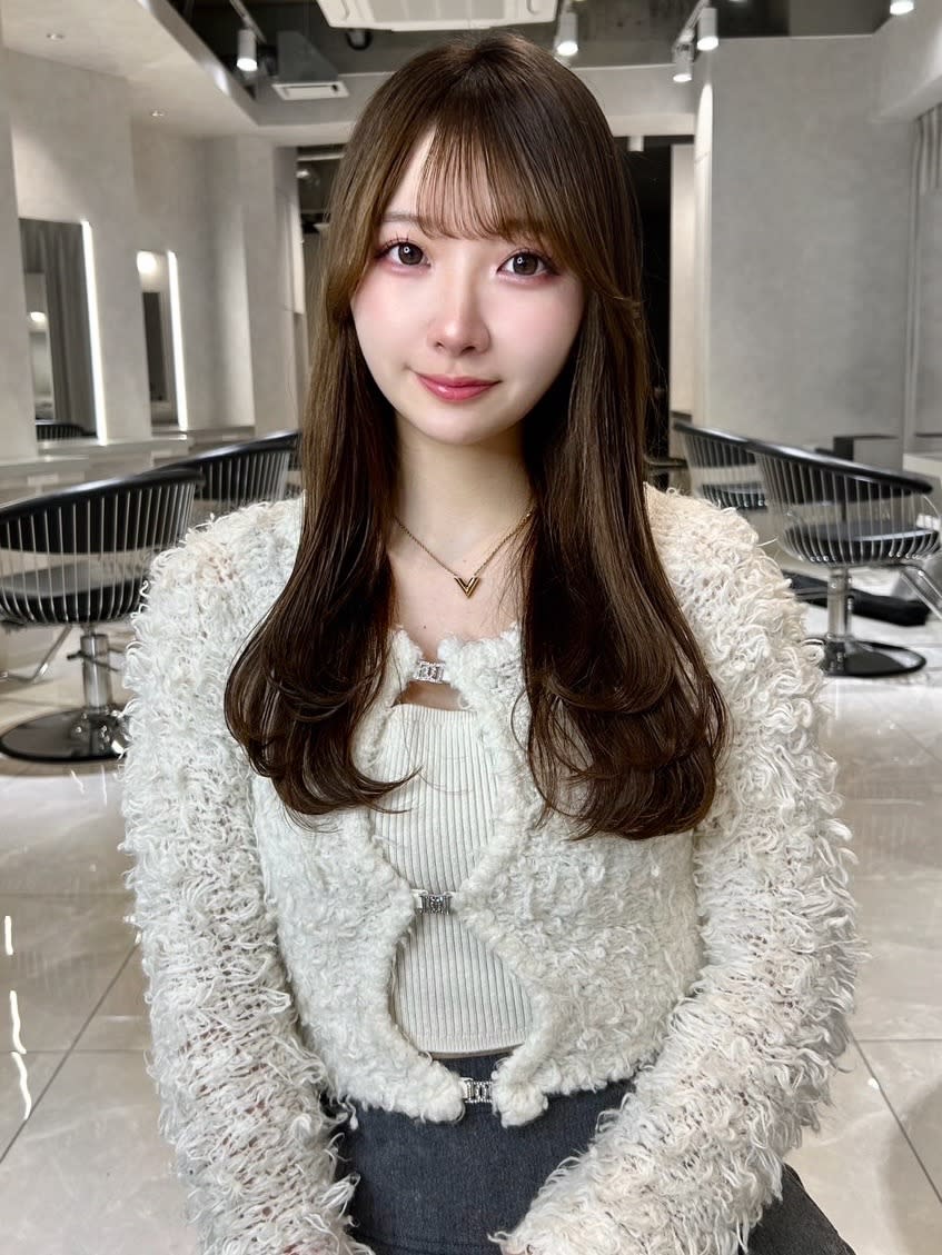 Euphoria 池袋東口駅前店_Rina