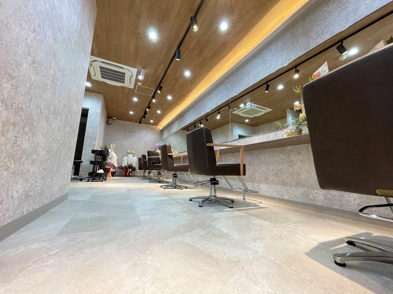 F.U.N 竹ノ塚店【ファン】_2