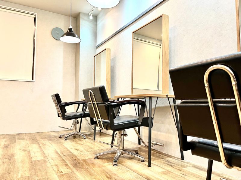 Agu hair pel 豊中店【アグ ヘアー ペル】_1