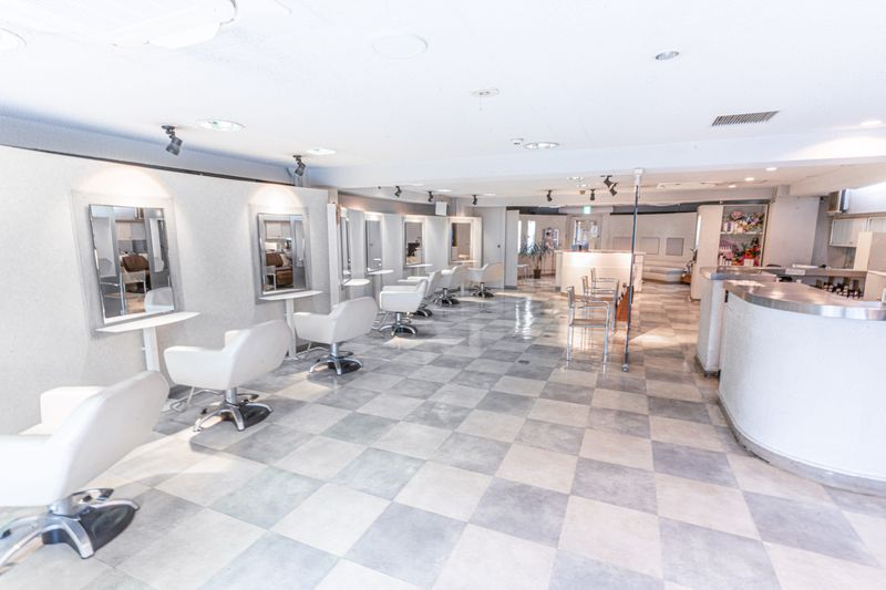 SUPER CUT 大通店