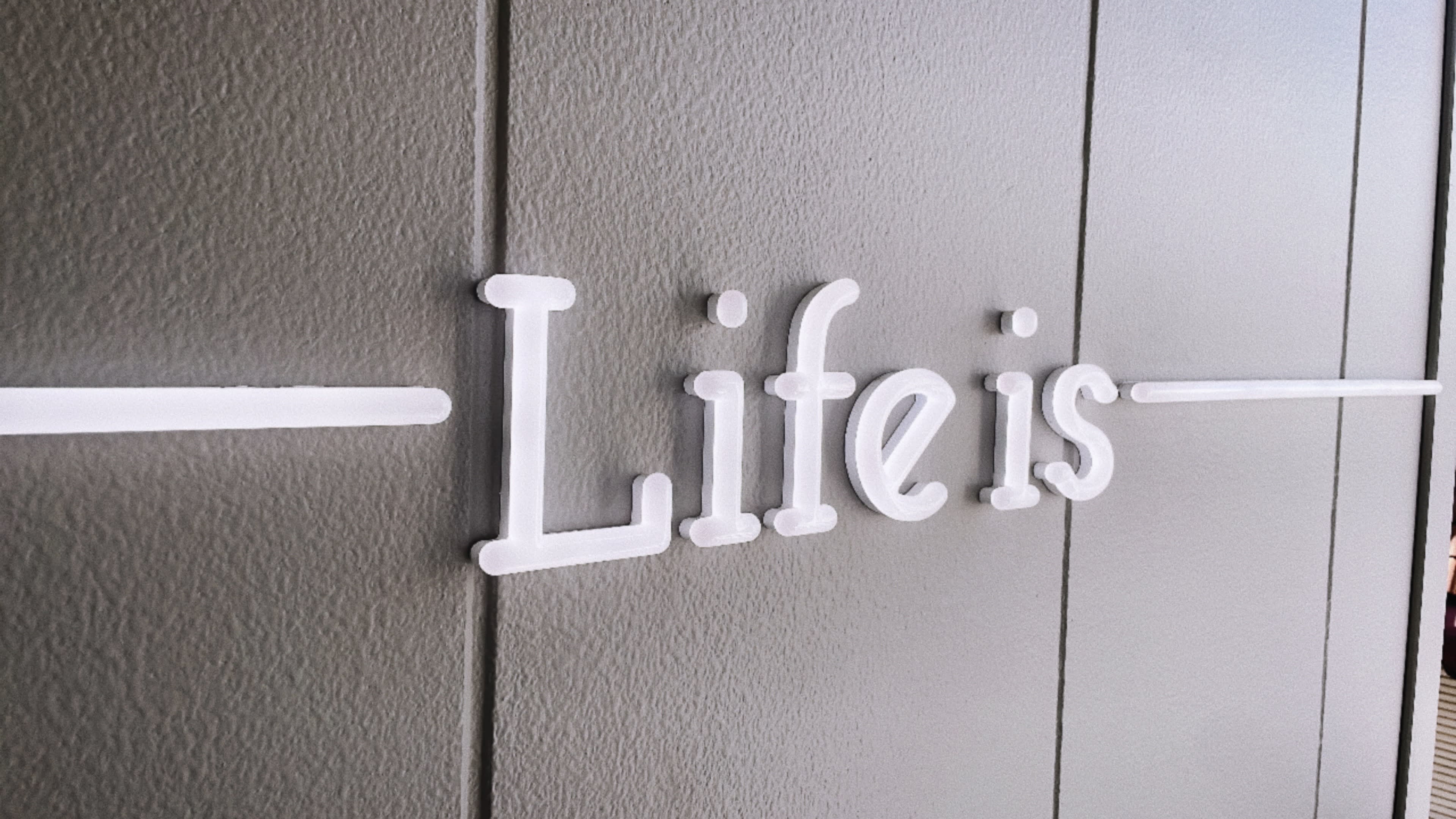 Life is_こわし やすひこ