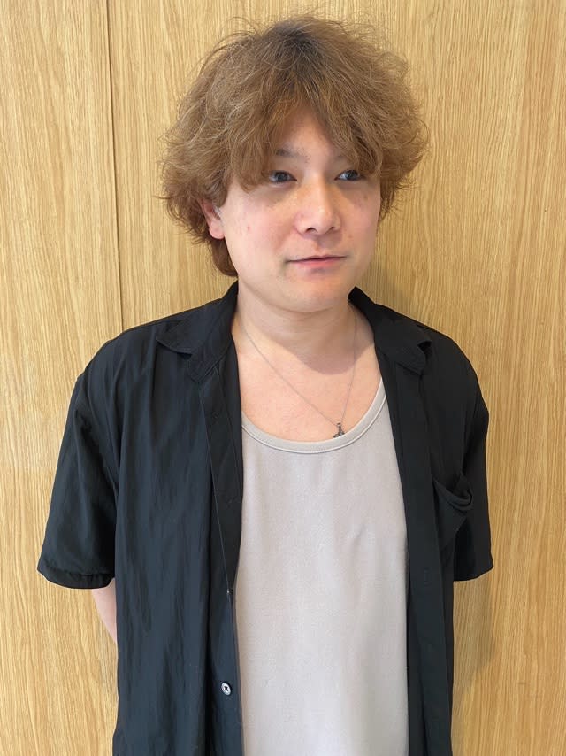 HAIR & MAKE EARTH 越谷店_塩谷　拓