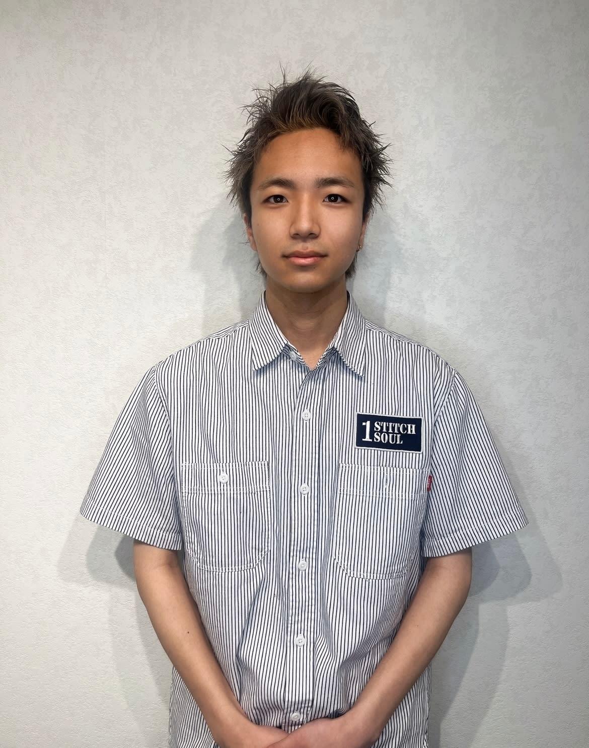 HAIR & MAKE EARTH 名駅店_鈴木　颯