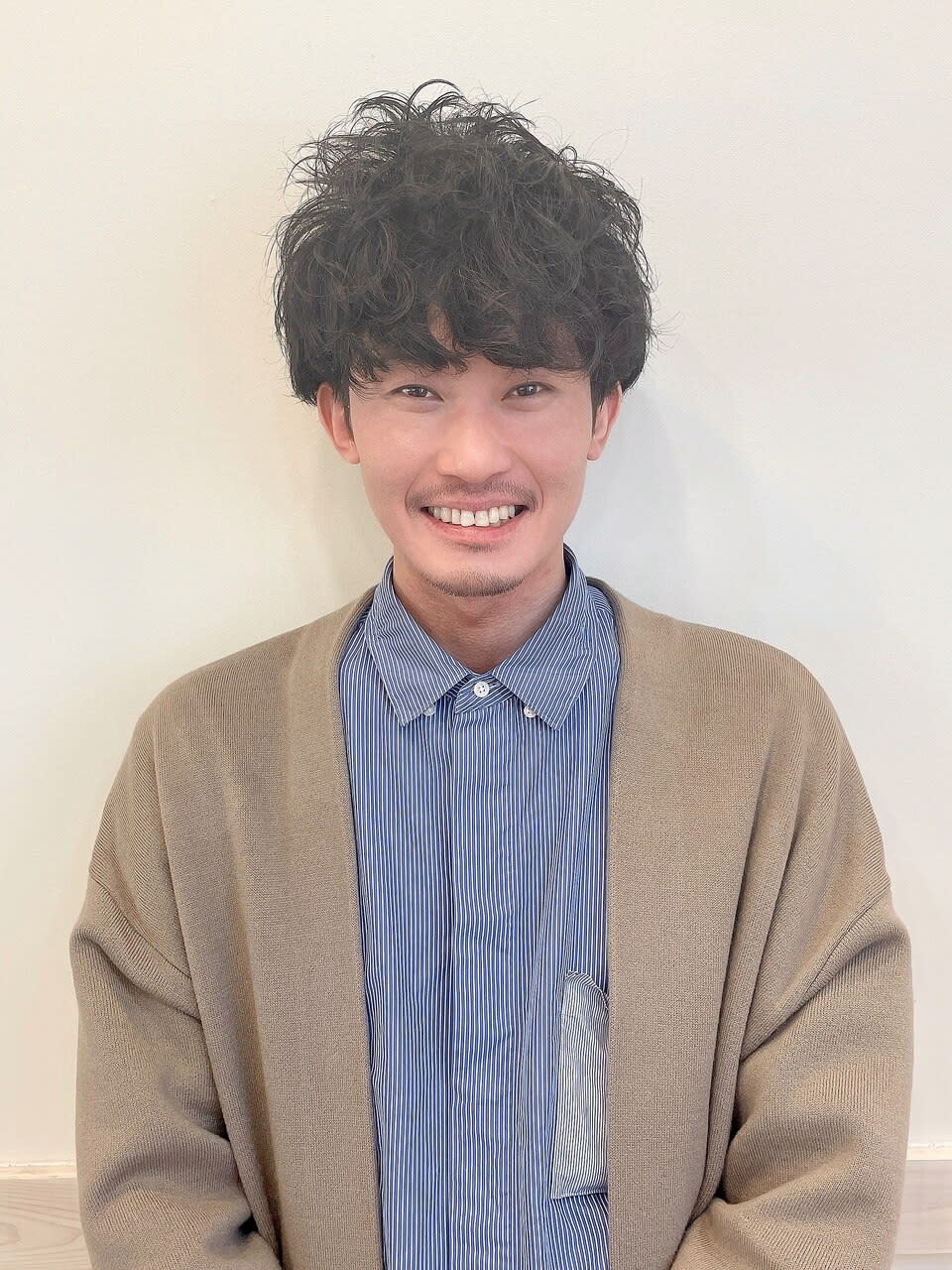 Agu hair ulu 大平台店【アグ ヘアー ウル】_岩村 功