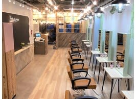 Agu hair lodge 蒲生四丁目駅前店【アグ ヘアー ロッジ】