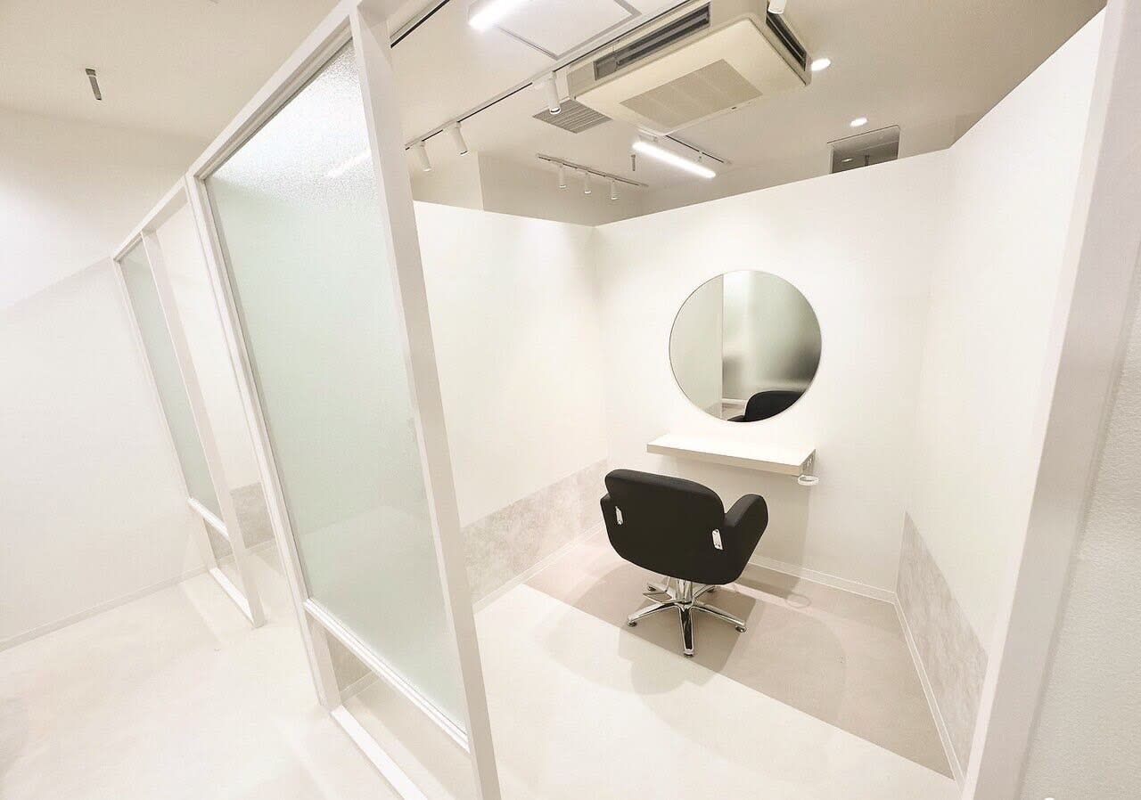 Eleanor spa & treatment 梅田 大阪駅前第4ビル店_1