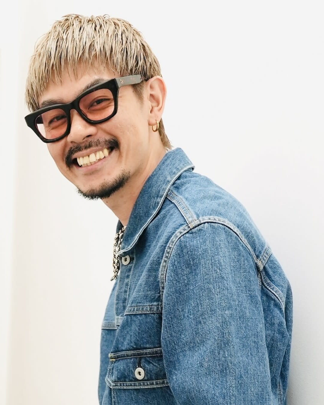ROUIS produced by LUCK_東　龍治