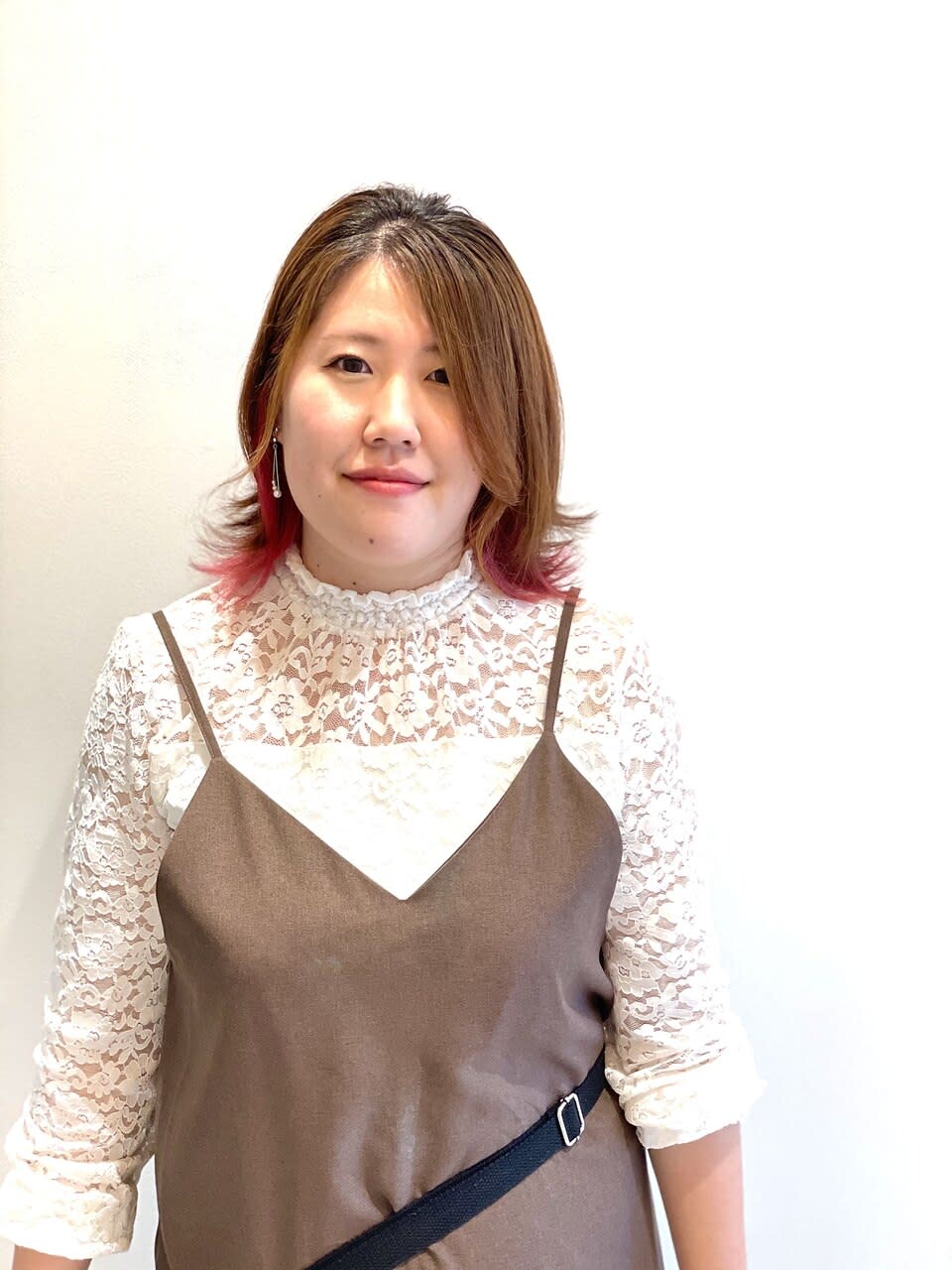 HAIR & MAKE EARTH 都城川東店_中神　史織