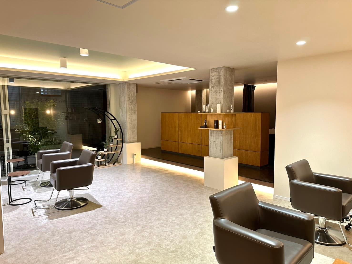 Hair Salon Arrow_1