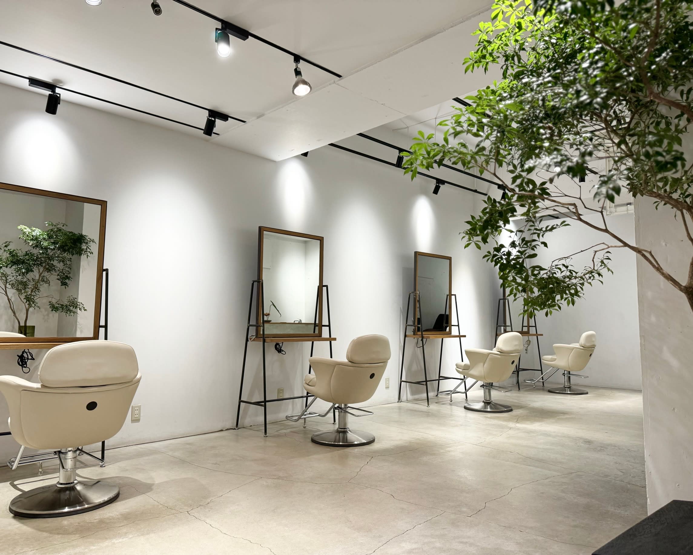 S.ALPHA HAIR DESIGN 名古屋・丸の内_1