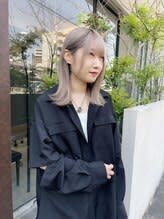 Uni. 江坂【ユニ】_渡邊 唯