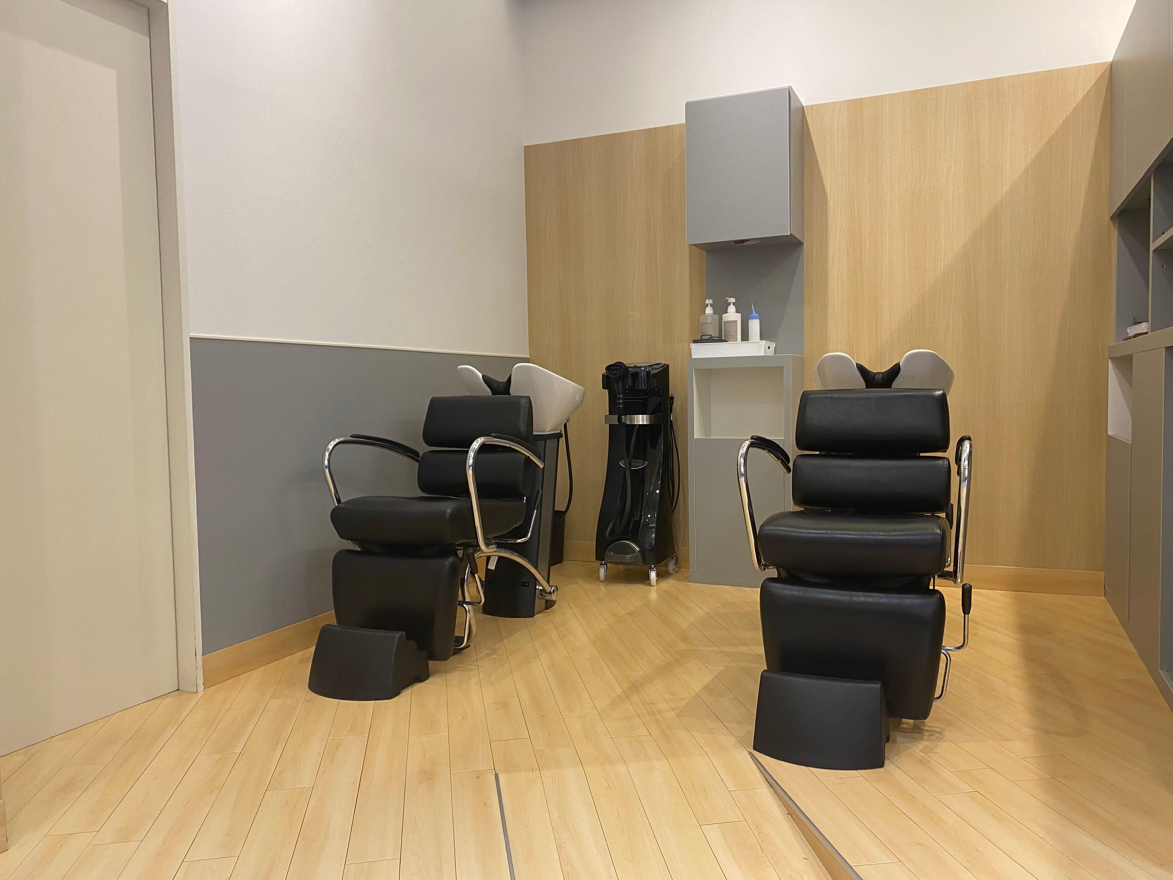 Agu hair reflet 栗東店_2