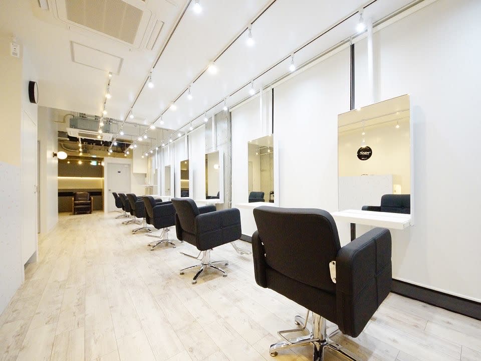 Agu hair ravir 長岡天神店