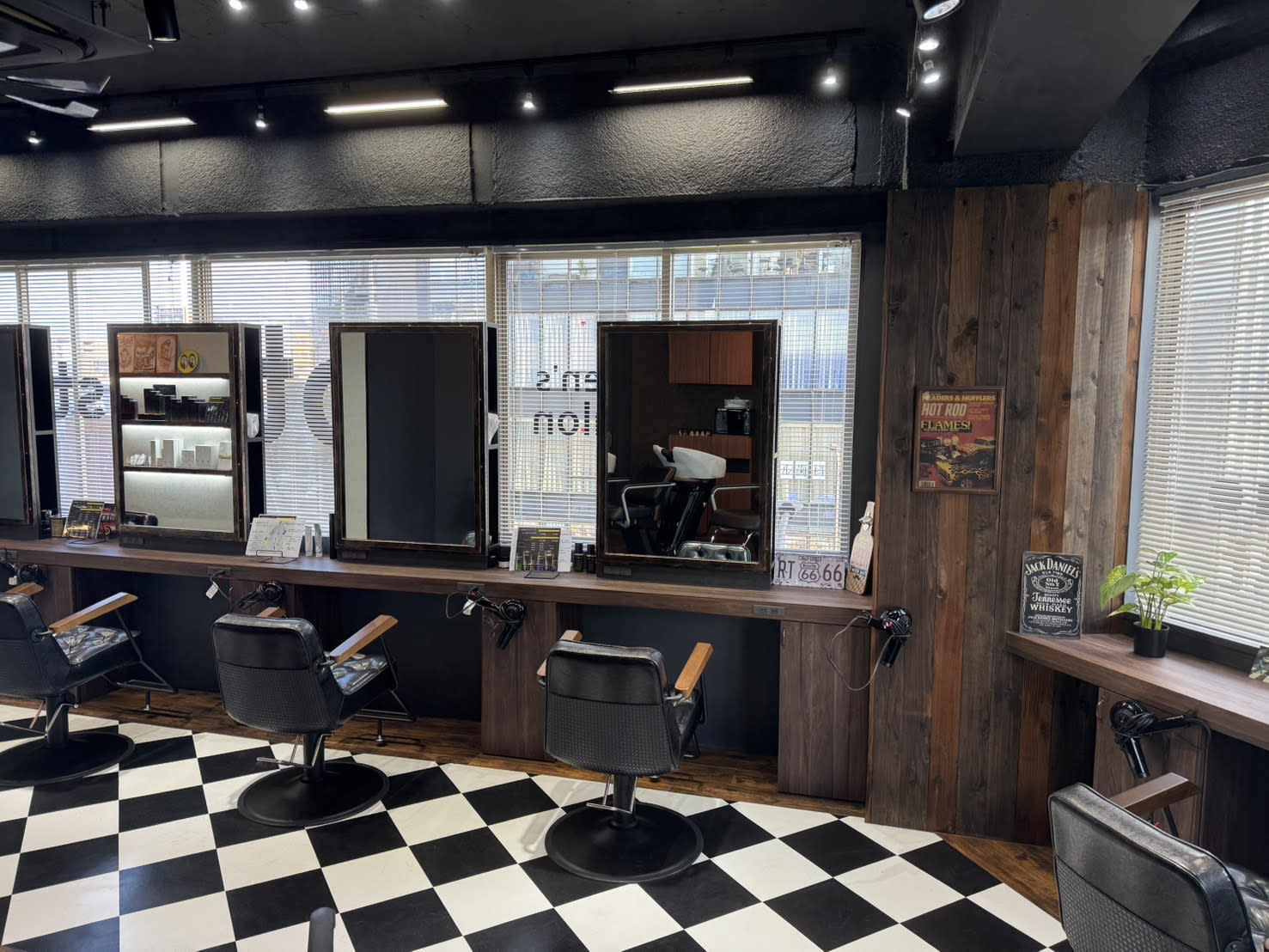 men's salon dot. 1st 町田店