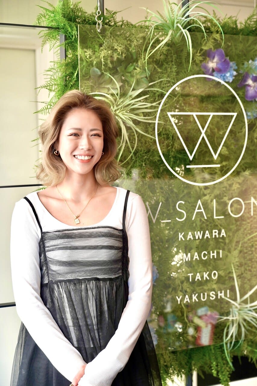W_SALON__ Hanna