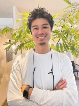 Flag HAIR 博多駅前店_岩本 健吾