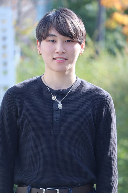 WORLD BEAUTY VIVALTO宝塚店_出口　凛乃介