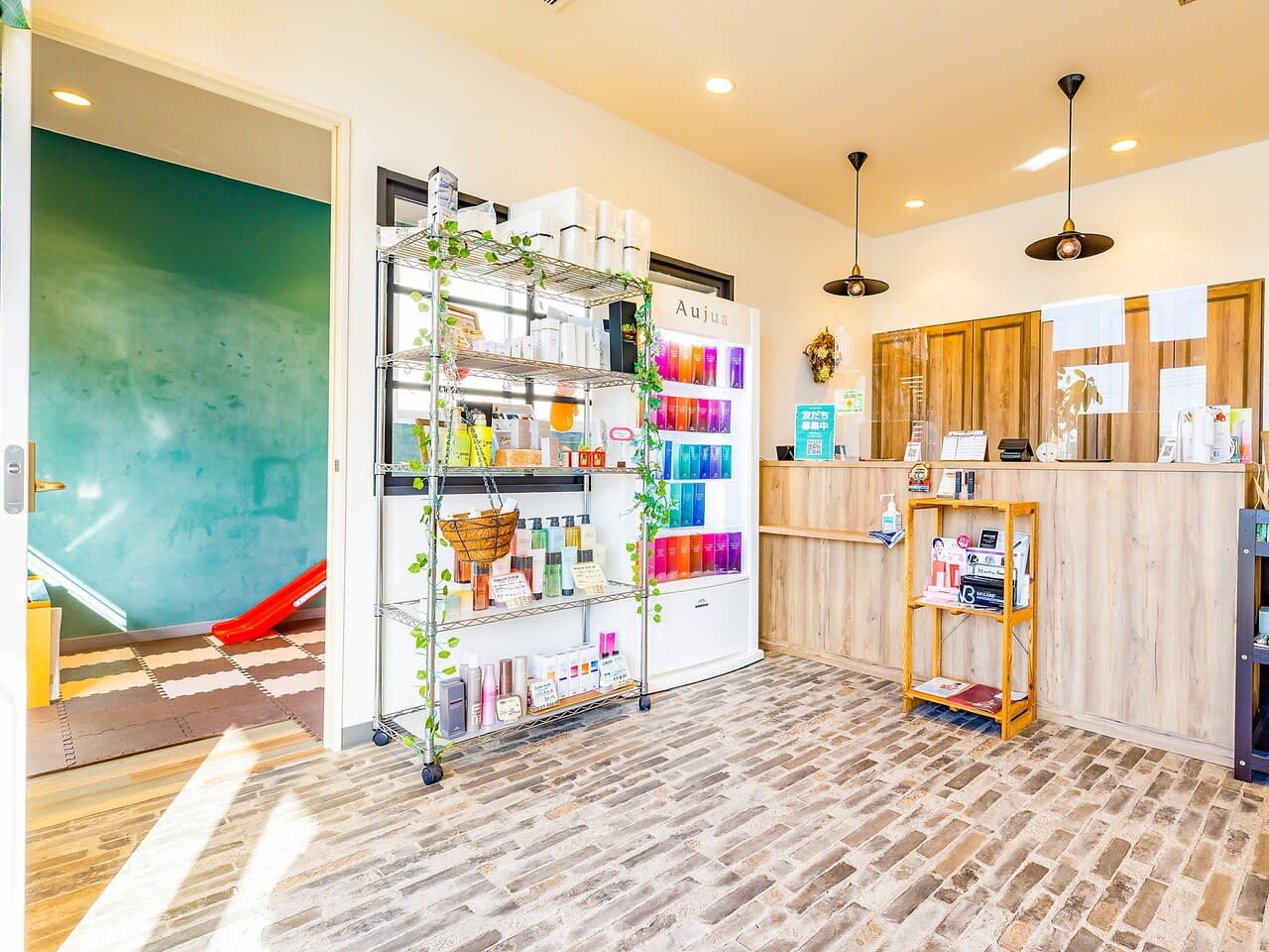 AND FINE hair beauty 白楽町エスパーク店_1