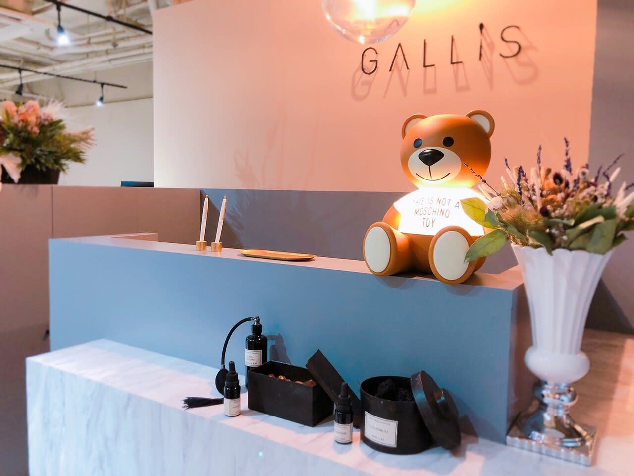 HAIR MAKE SALON Gallis 北新地店 【ヘアメイクサロン ギャリス】