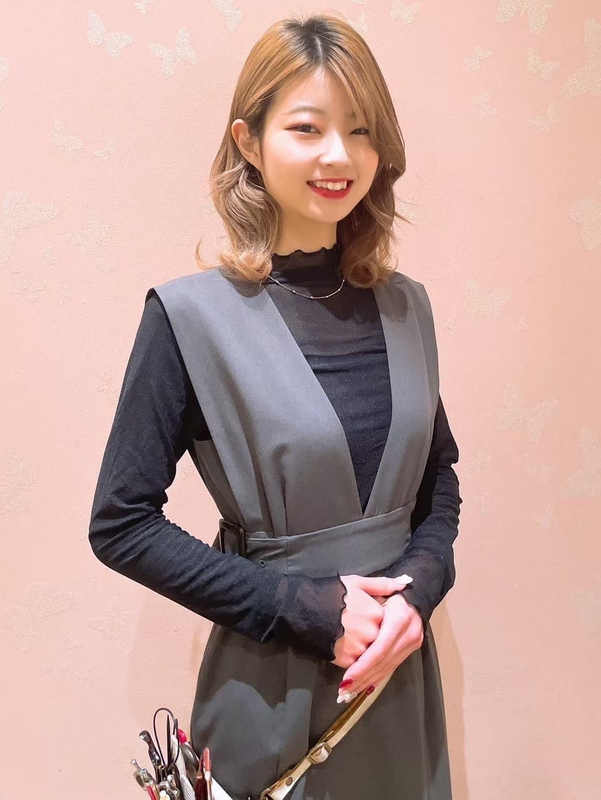HELME　なんばマルイ_石川　亜侑奈