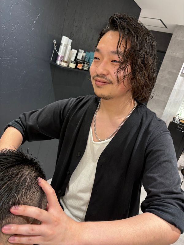 BARBER SHOP 涼 南千住店_岡崎竜也