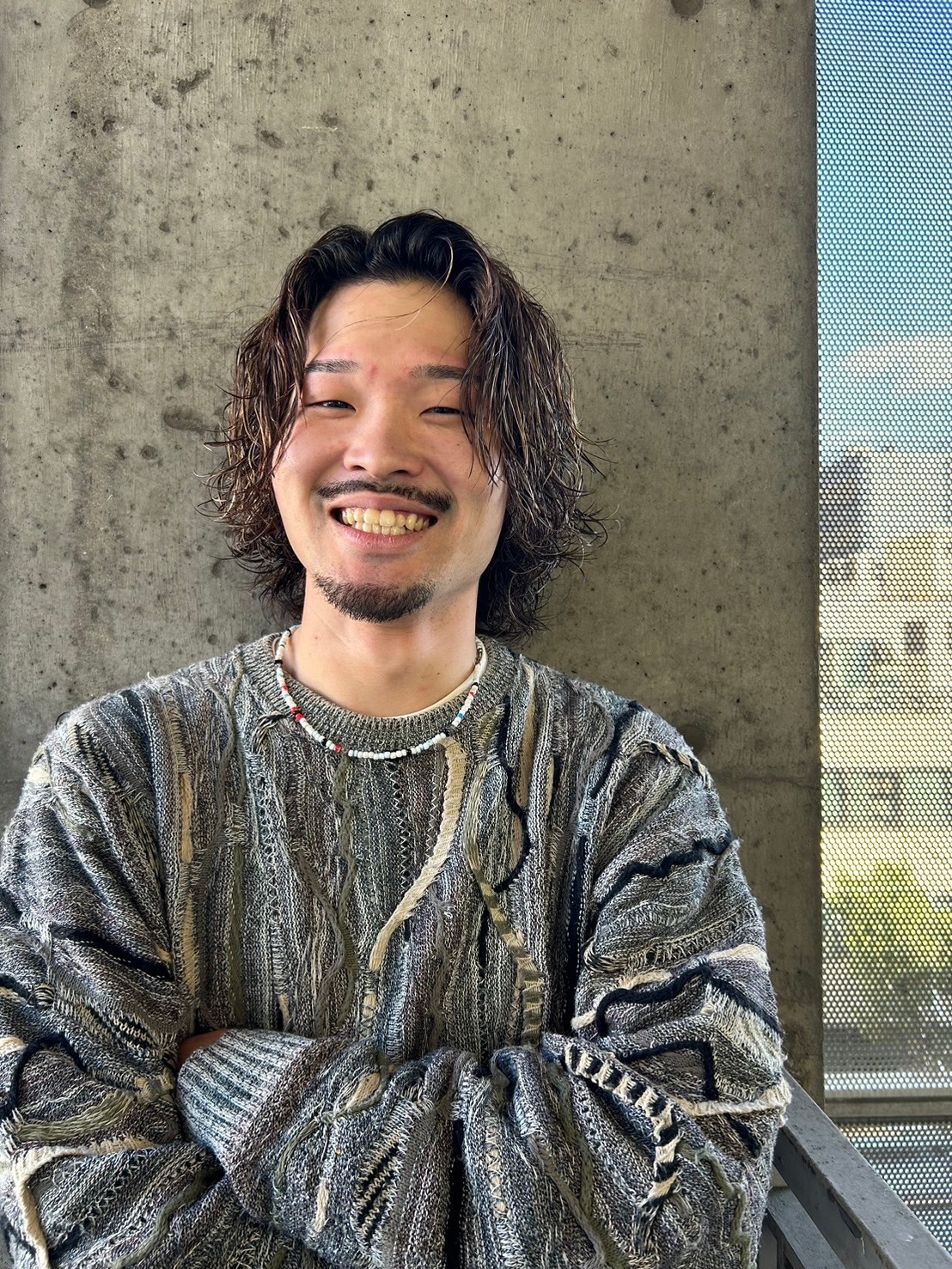 LoLo._新田 伶