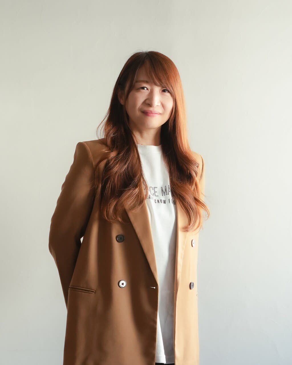 newi saLyu 立川_嶋影 暁子