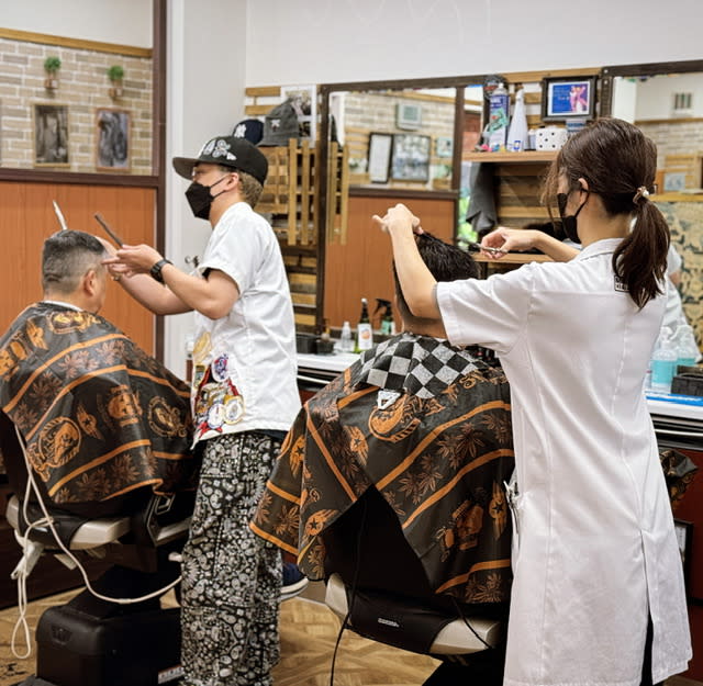BARBER KING_1