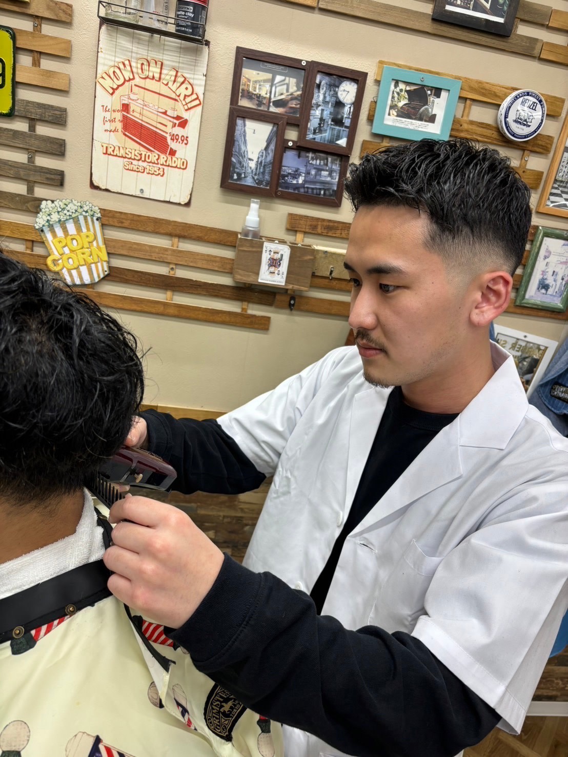 BARBER KING_2