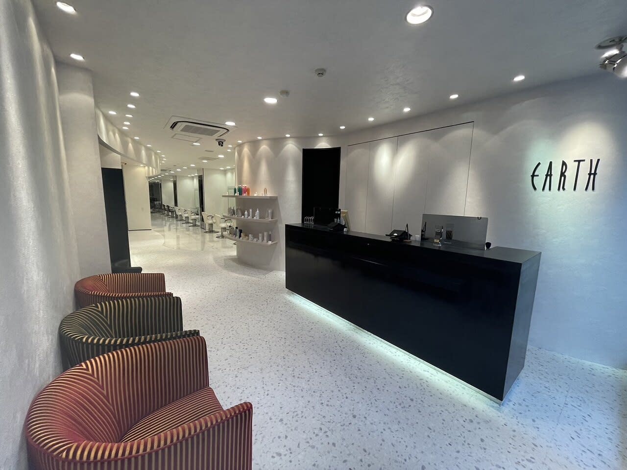 HAIR & MAKE EARTH 岐阜店