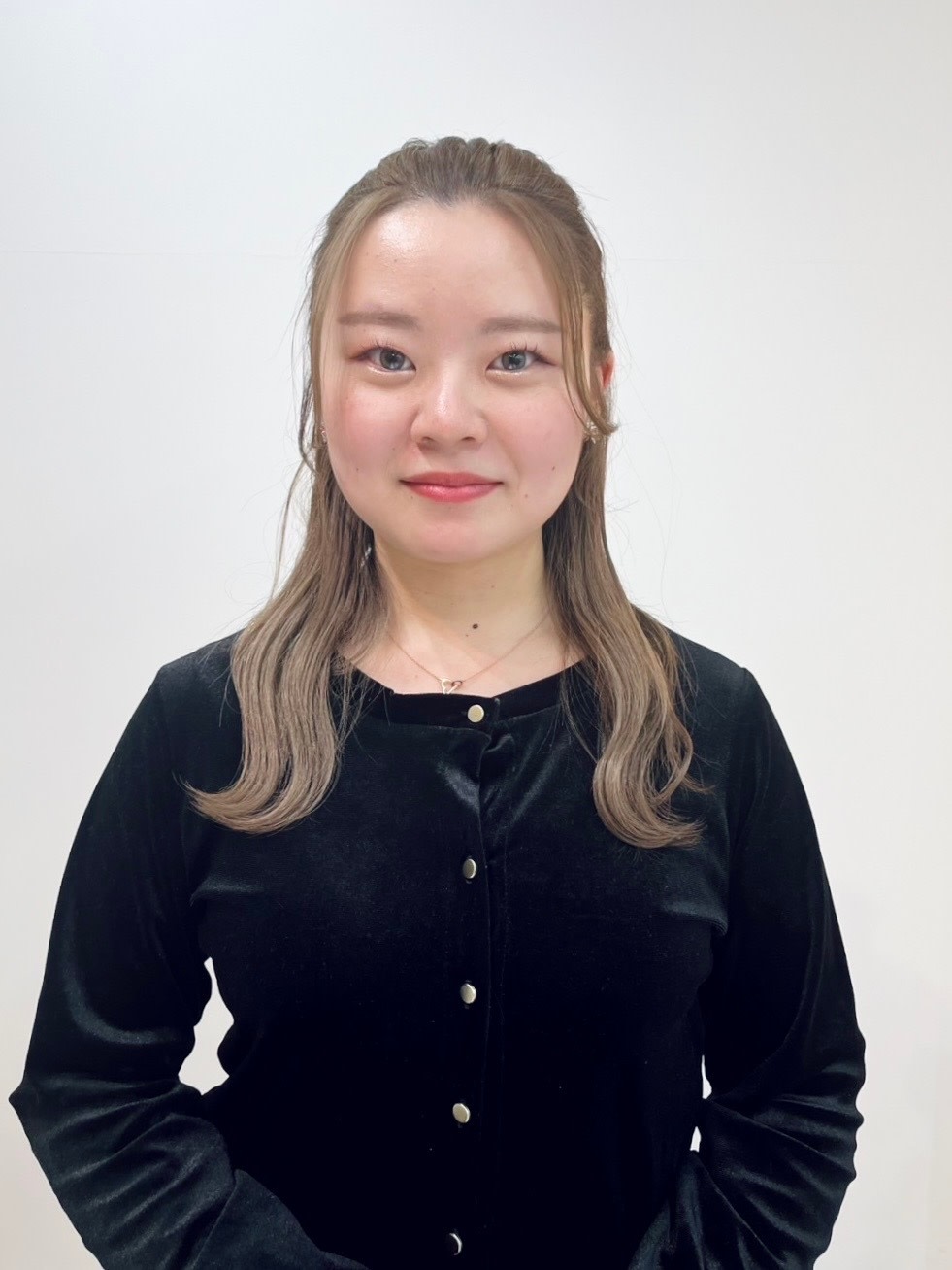 Ricaro hair_岡本 萌