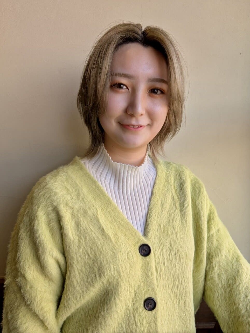 Hair design D. ulu 宇都宮【ヘアーデザイン ディードット ウル】_隅内 桃香