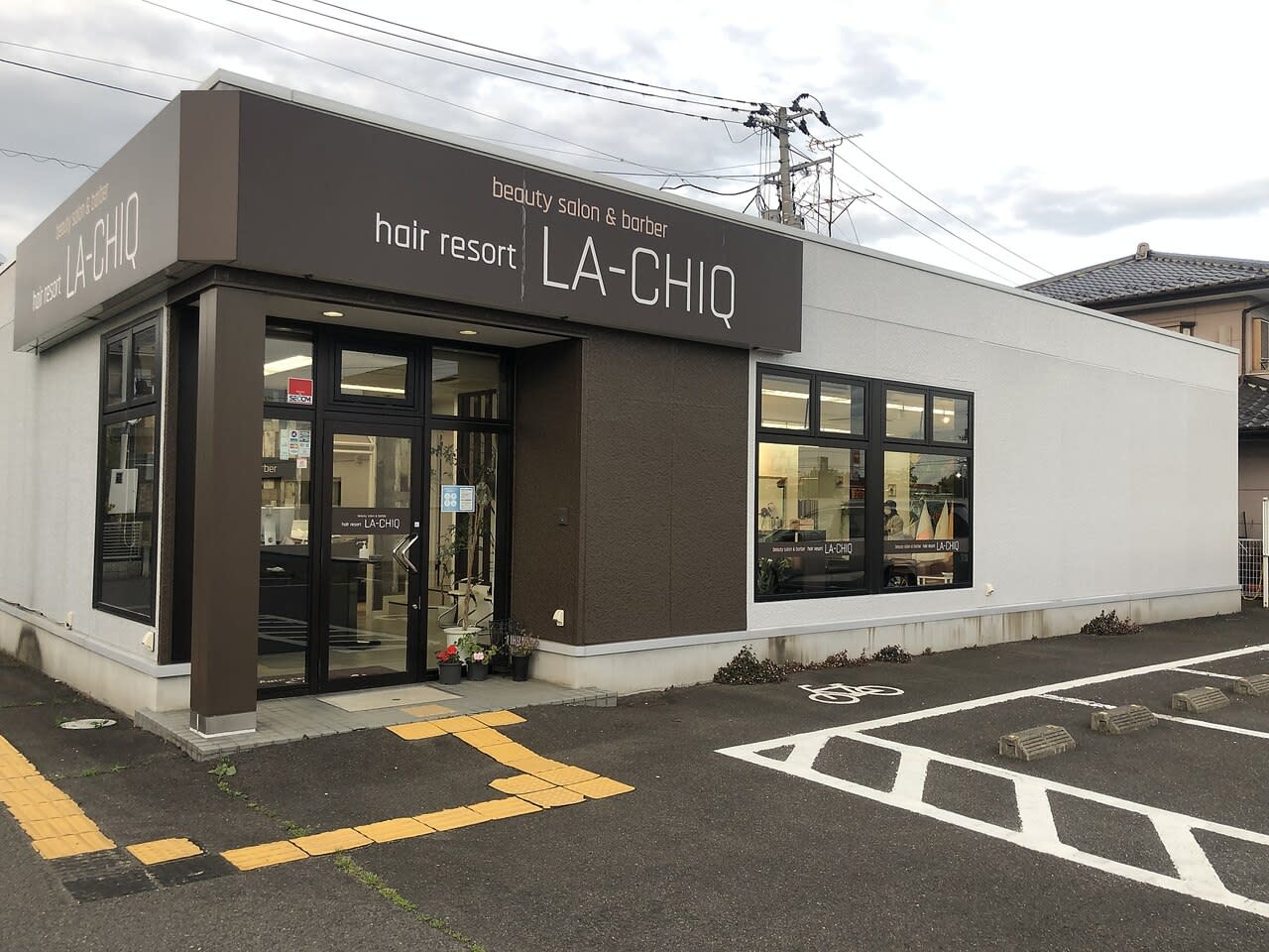 hair resort La-chiq【ヘアーリゾート ラシック】