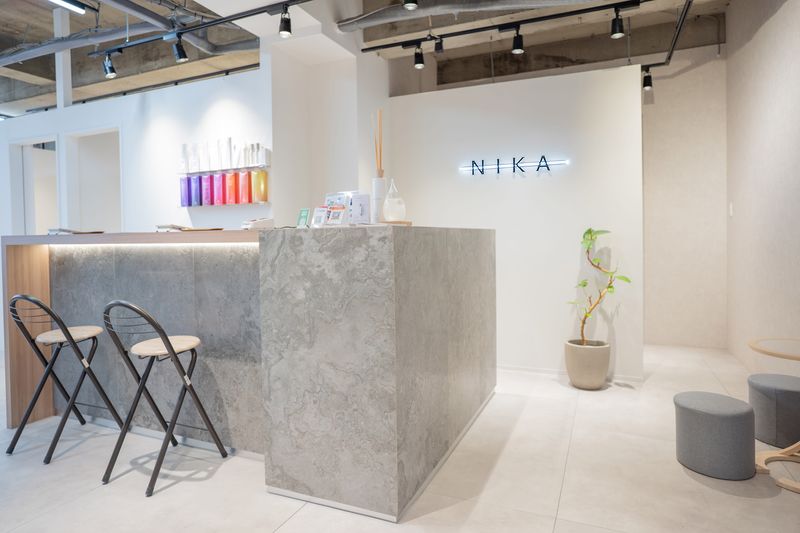 NIKA 【ニカ】 半個室サロン