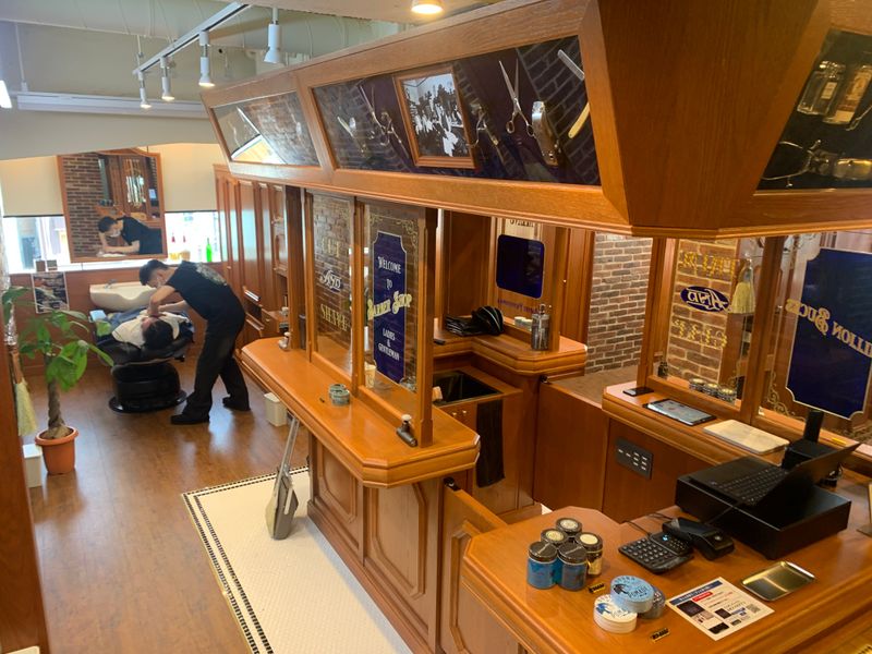 Million Bucks 神田店