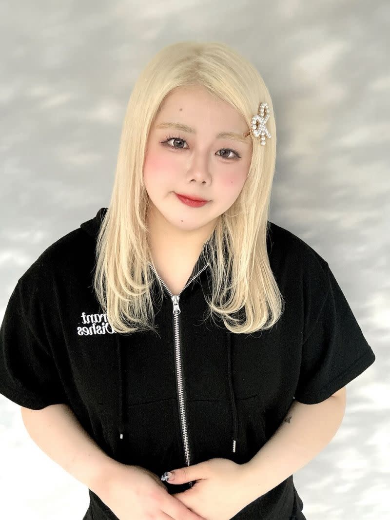 Lovis 浦和_鈴木 亜海