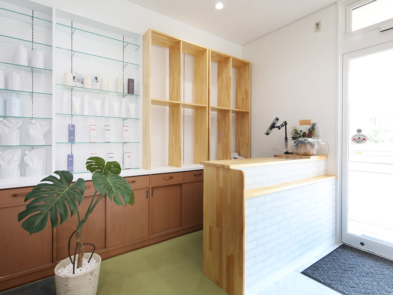 Antwerp hair 知多半田駅前店_2