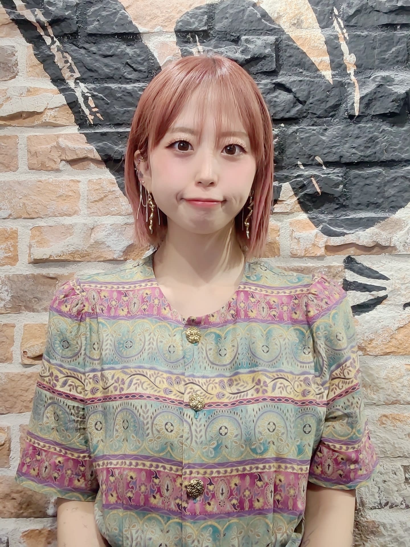HAIR-MAKE FLOW SHINJUKU_FLOW machi