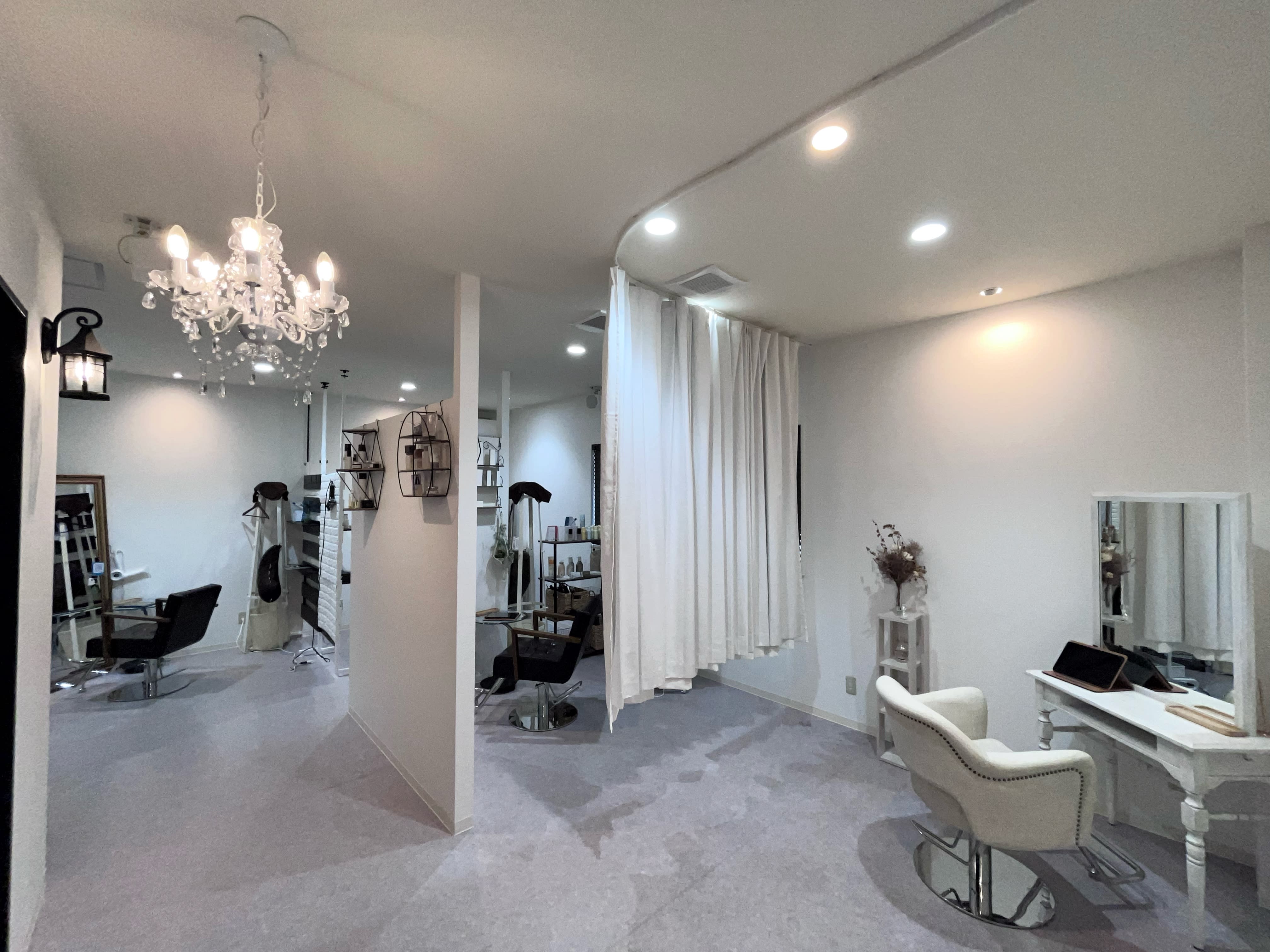 GUILD hair space