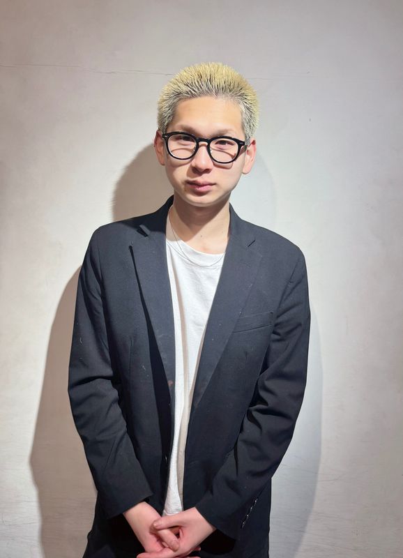HAIR & MAKE EARTH 綱島店_石川　佳太