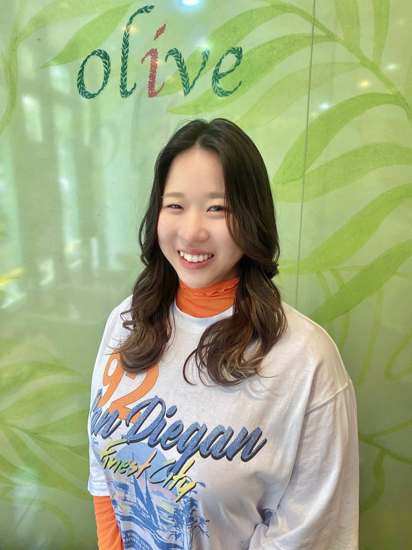 Hair studio Olive 南森町店_福添 友佳李