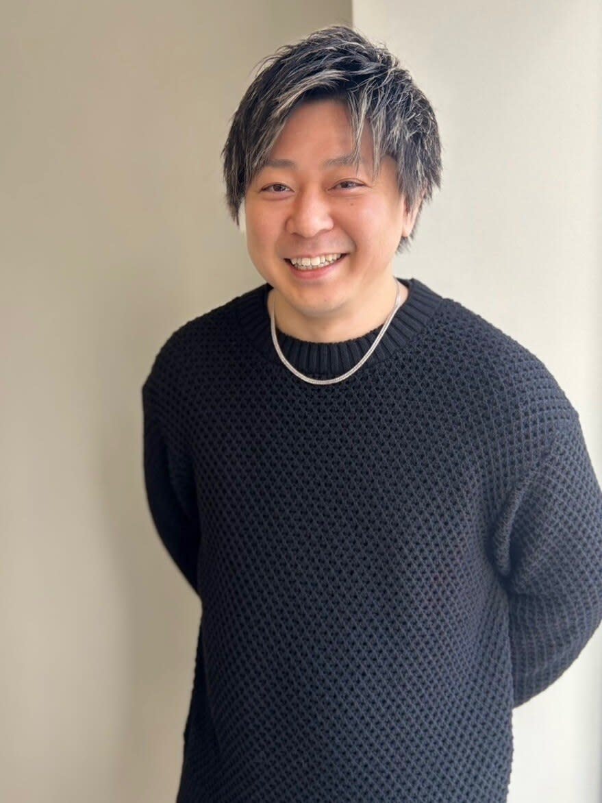 Clement Salon Bull_澤田　周