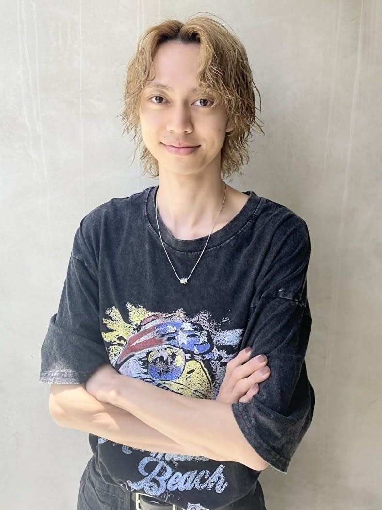 LORE福岡天神本店 インナーカラー特化型美容室ブリーチ・インナーカラー美容室_hayato ブリーチ