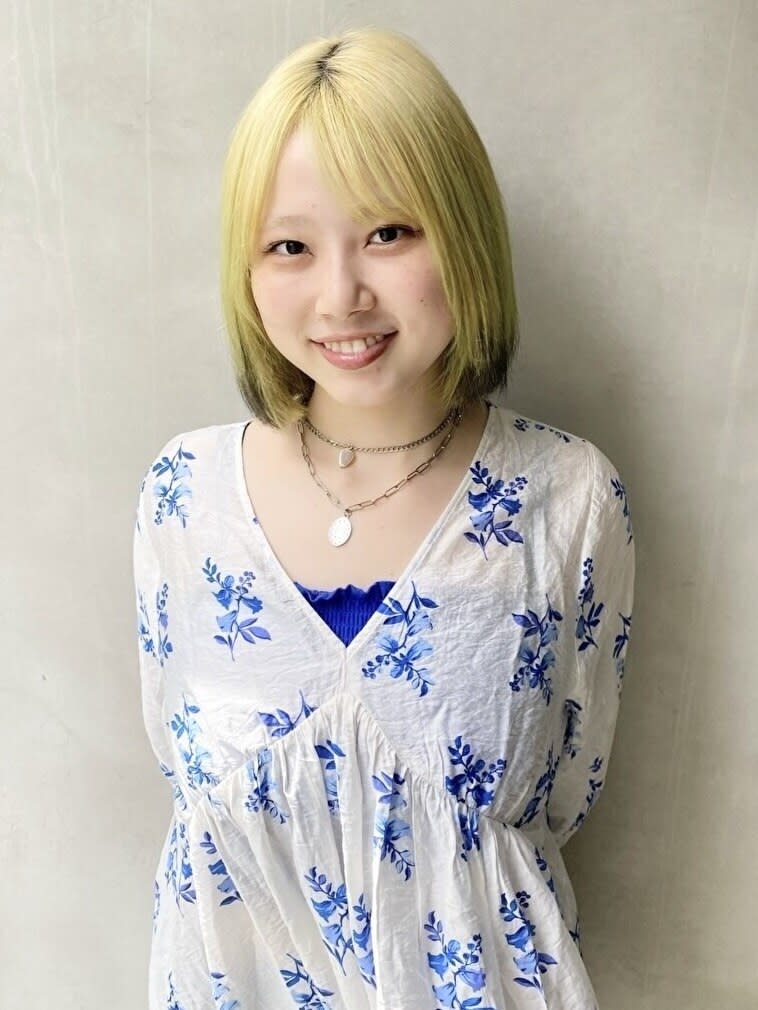 LORE福岡天神本店 インナーカラー特化型美容室ブリーチ・インナーカラー美容室_かえ ブリーチ