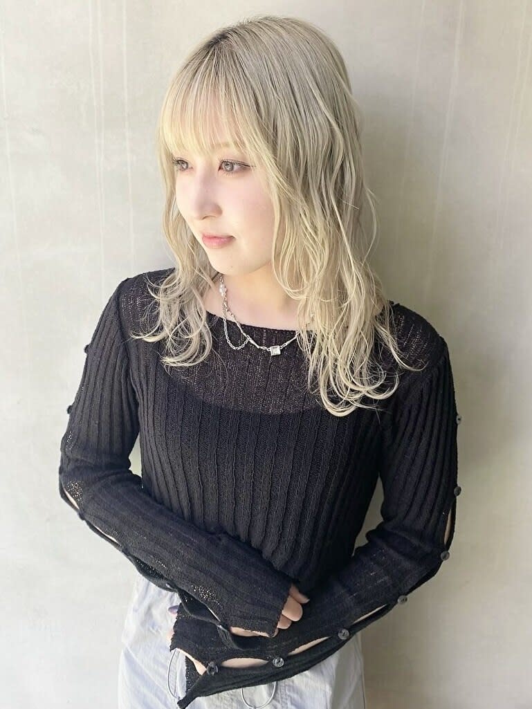 LORE福岡天神本店 インナーカラー特化型美容室ブリーチ・インナーカラー美容室_kureha ブリーチ