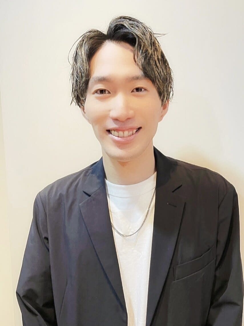 Appias 横浜 Aujuaトリートメント&ヘッドスパ 認定Smart Salon【アッピアス】_鈴木淳也