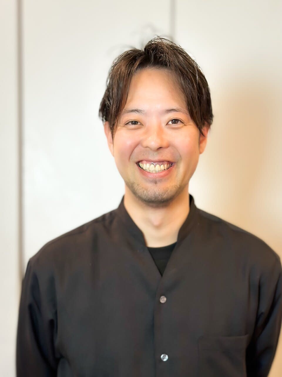 Appias 横浜 Aujuaトリートメント&ヘッドスパ 認定Smart Salon【アッピアス】_小泉豪