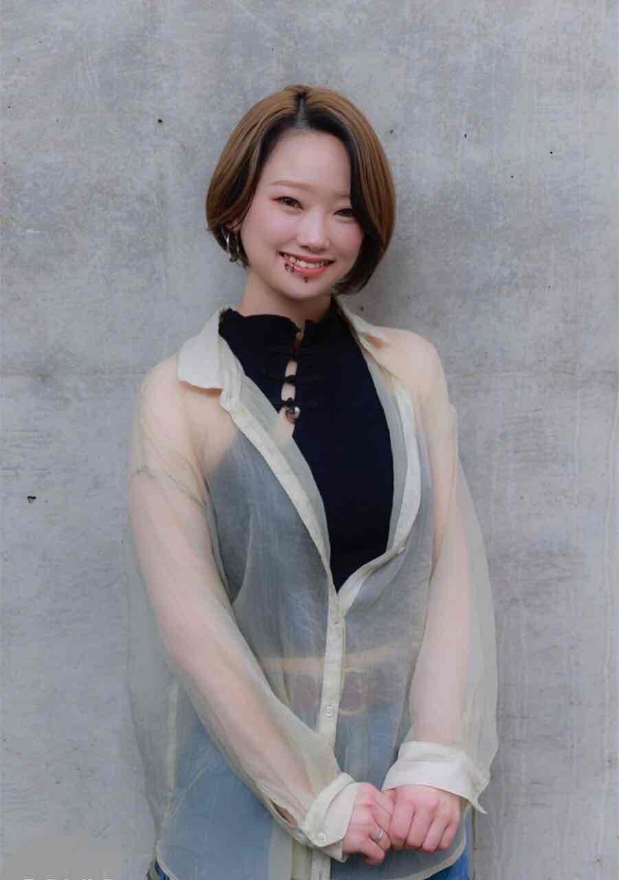 ami by Absolute 新宿_吉野 未優