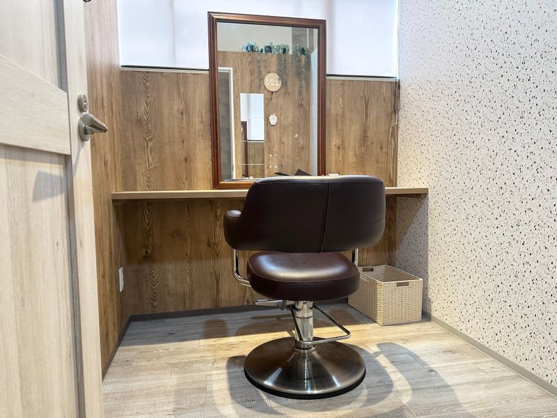 APPU 個室型女性専用増毛エクステ専門店 アピアランスケアサロン 千葉店_1